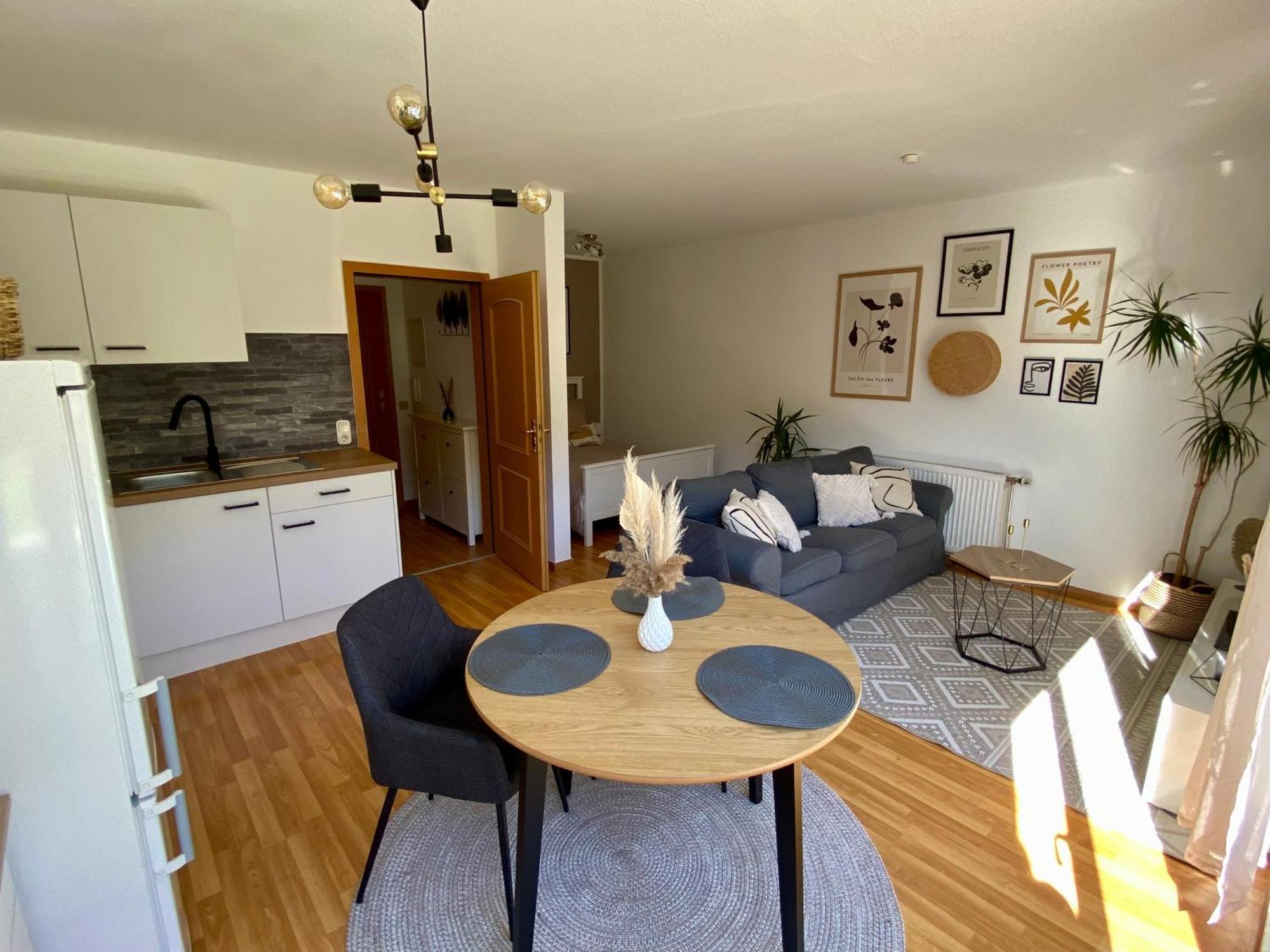Stilvolles Appartement Ена Экстерьер фото